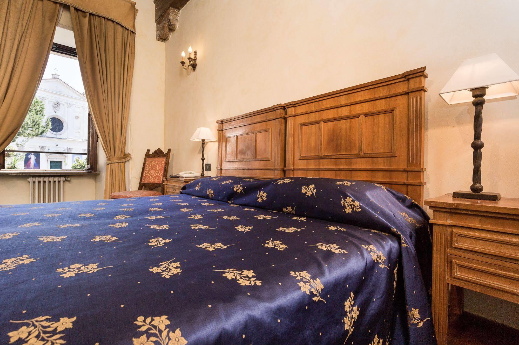Hotel Columbus Rome Luaran gambar